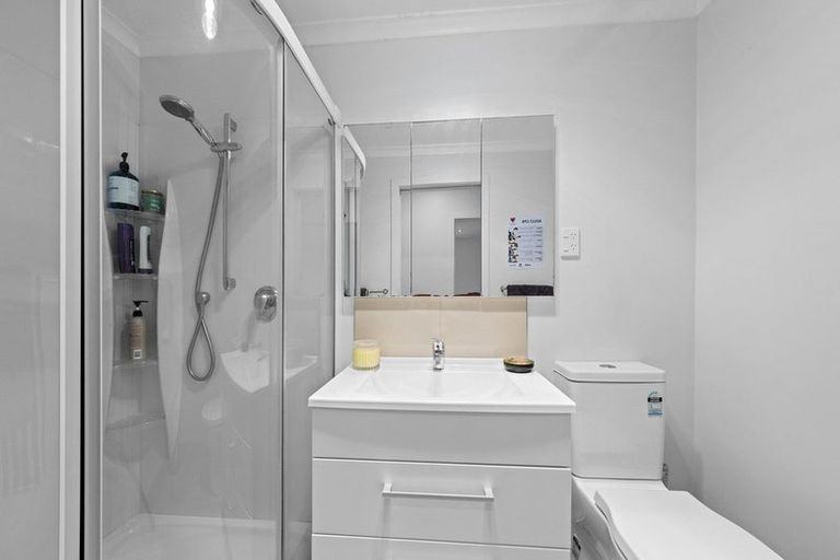 Photo of property in 59 Gilbert Street, New Plymouth, 4310