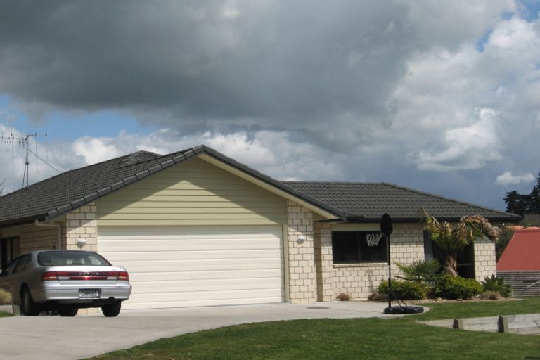 Photo of property in 27 Kinloch Drive, Bethlehem, Tauranga, 3110