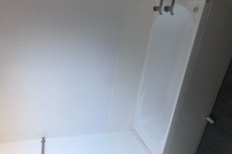 Photo of property in 12 Albert Street, Pukekohe, 2120