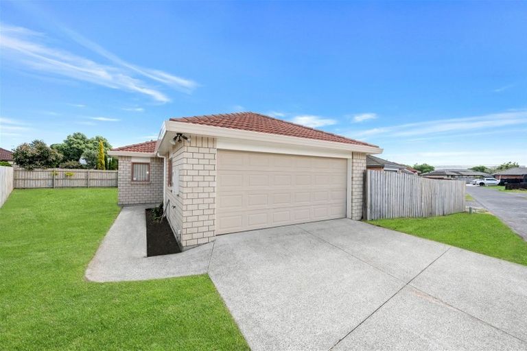 Photo of property in 29 Scotts Field Drive, Takanini, 2112