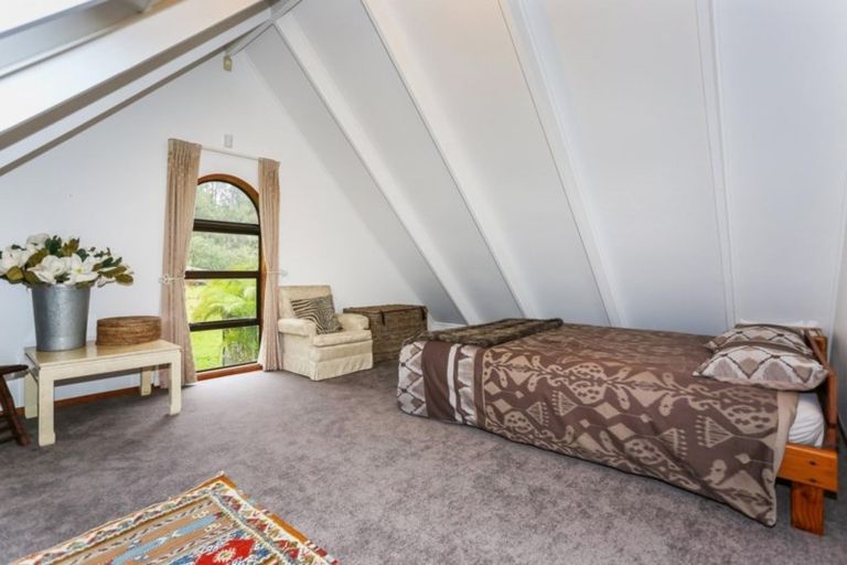 Photo of property in 35 Ohiwa Road, Papakura, 2582