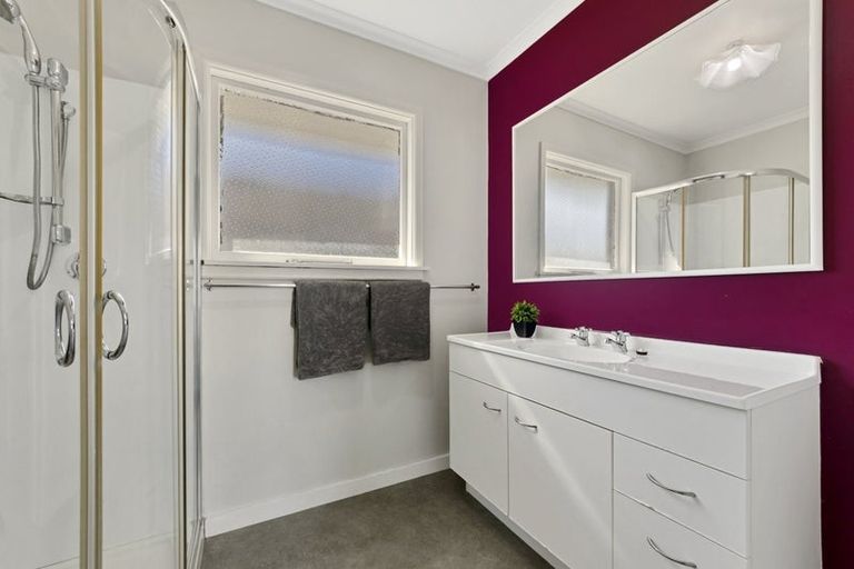 Photo of property in 32 Carters Road, Aranui, Christchurch, 8061
