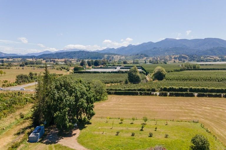 Photo of property in Queen Victoria Street, Lower Moutere, Upper Moutere, 7175