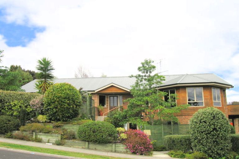 Photo of property in 1 Mulberry Lane, Bellevue, Tauranga, 3110