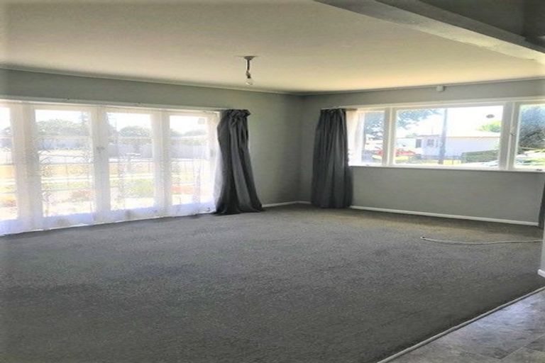 Photo of property in 5 Kerry Place, Papakura, 2110