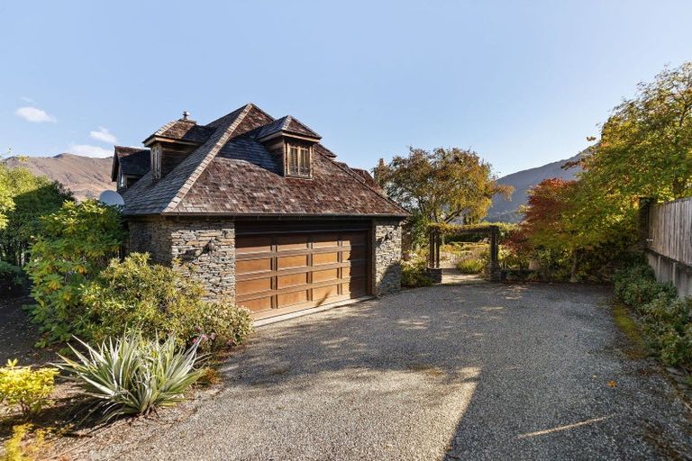 Photo of property in 50 Edinburgh Drive, Queenstown, 9300