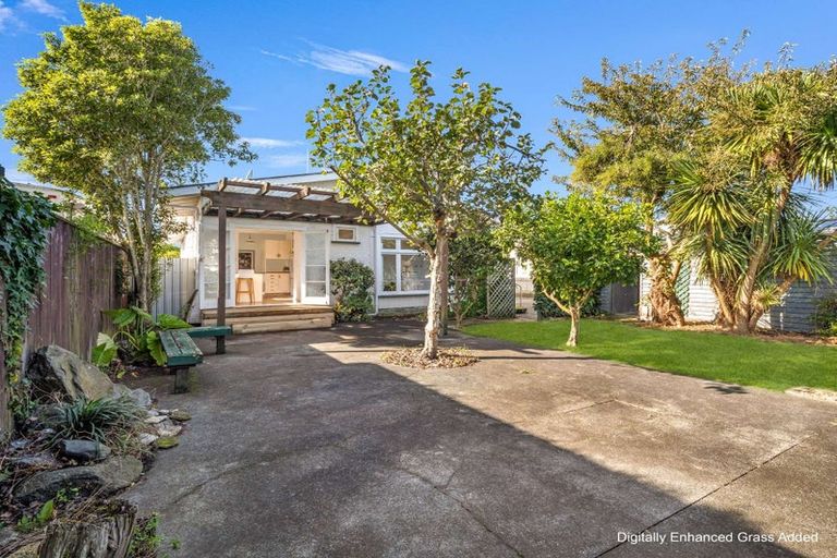 Photo of property in 52 Young Street, Whanganui East, Whanganui, 4500