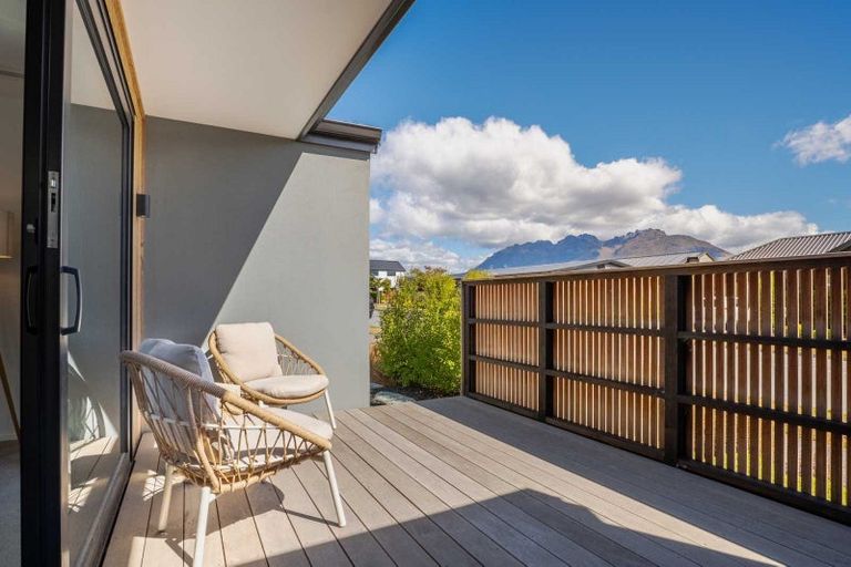 Photo of property in 39 Jack Hanley Drive, Jacks Point, Queenstown, 9371