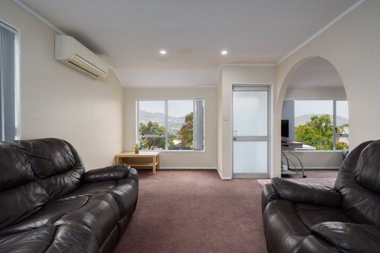 Photo of property in 5 Abilene Crescent, Churton Park, Wellington, 6037