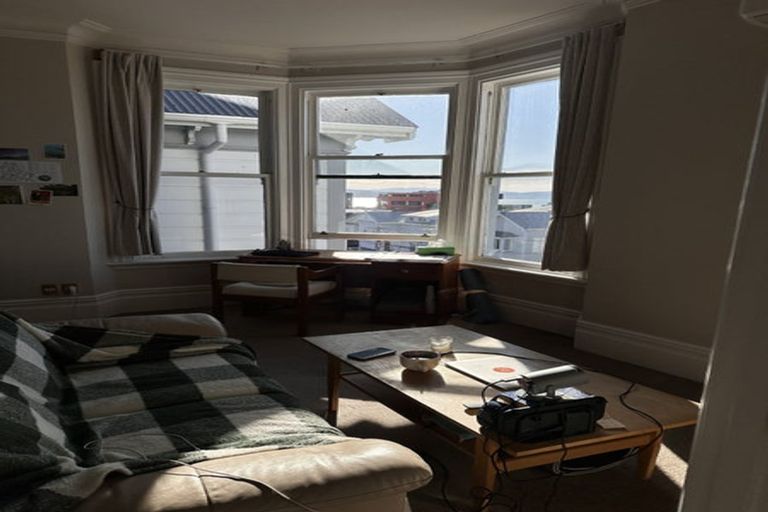 Photo of property in 2/248 The Terrace, Wellington Central, Wellington, 6011