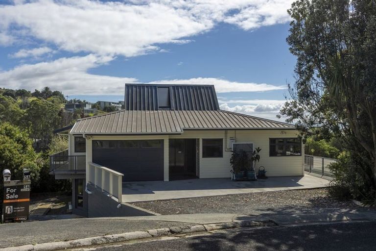 Photo of property in 5 Seaview Road, Cable Bay, 0420