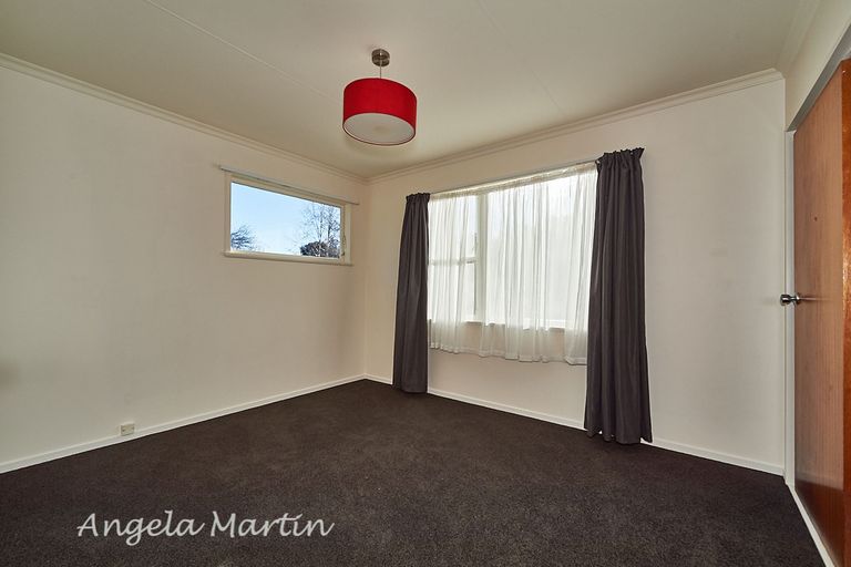 Photo of property in 4 Panako Place, Awapuni, Palmerston North, 4412