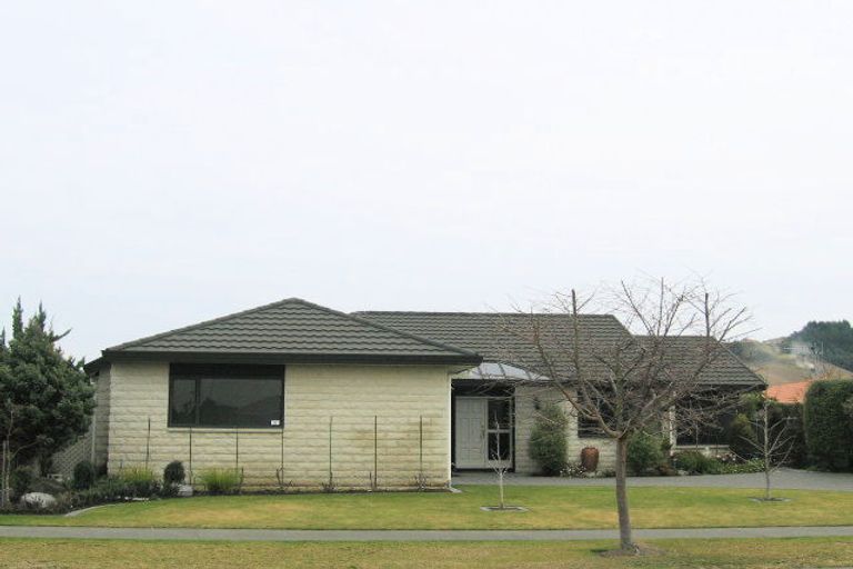 Photo of property in 25 Kensington Drive, Taradale, Napier, 4112