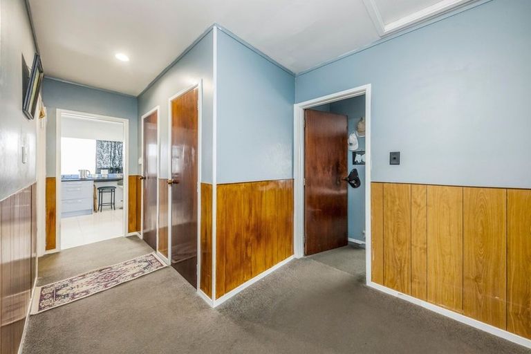 Photo of property in 2/2a Hutt Road, Manurewa, Auckland, 2102