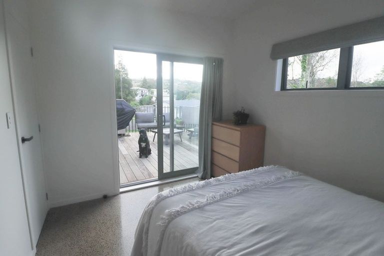 Photo of property in 27 Tilden Avenue, Hillcrest, Auckland, 0627