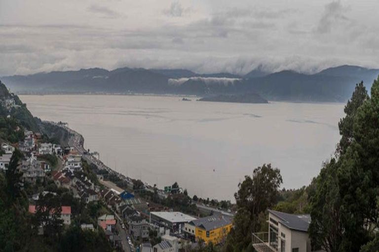 Photo of property in 2/194 Barnard Street, Wadestown, Wellington, 6012