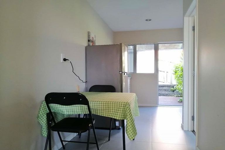 Photo of property in 70 Laurel Oak Drive, Schnapper Rock, Auckland, 0632