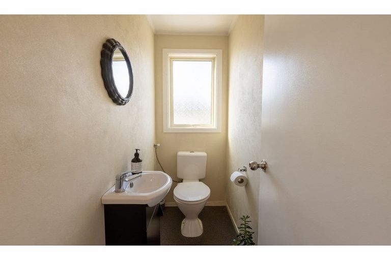 Photo of property in 4/27 Saint Albans Street, Bradford, Dunedin, 9011