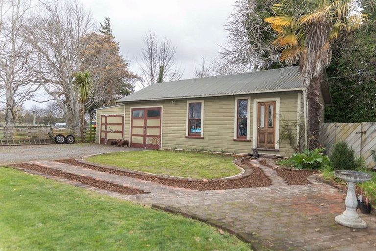 Photo of property in 298 High Street, Dannevirke, 4930