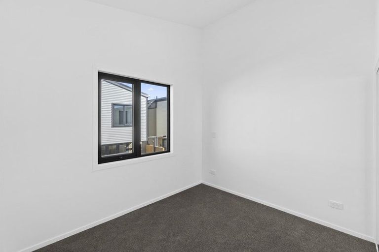 Photo of property in 11 Te Puketoka Lane, Mangere, 2022