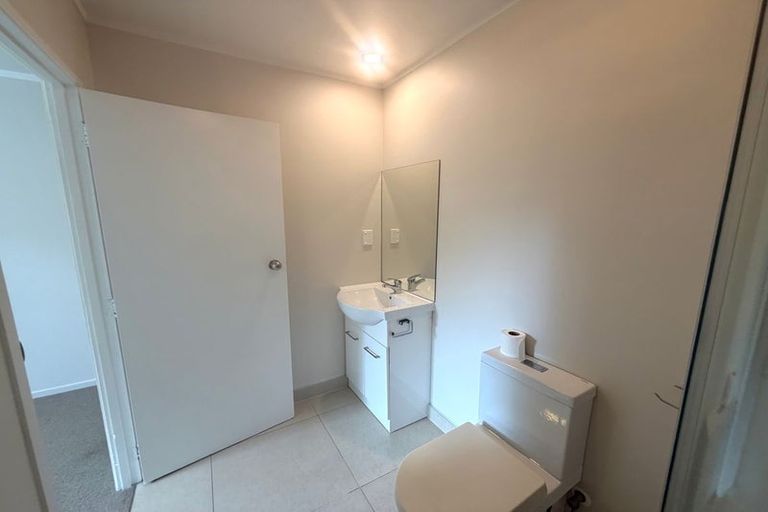 Photo of property in 39 Onedin Place, Titirangi, Auckland, 0604