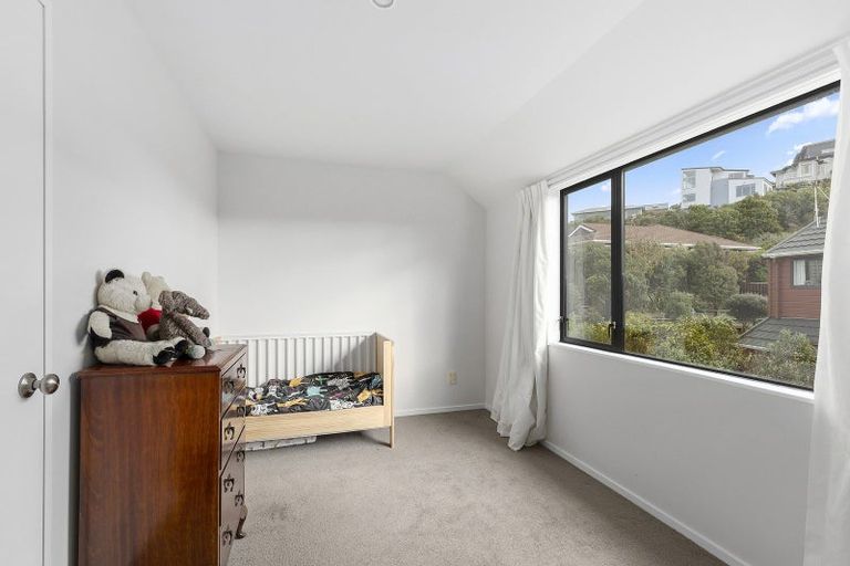 Photo of property in 5 Shastri Terrace, Khandallah, Wellington, 6035
