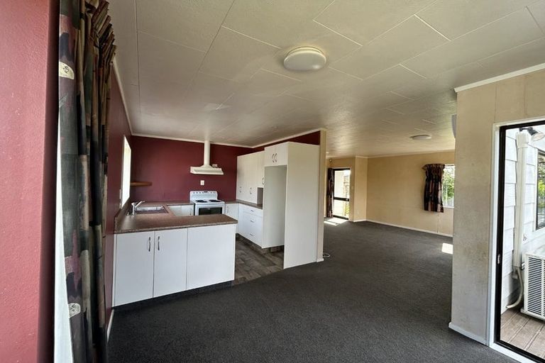 Photo of property in 10 Mercury Street, Milson, Palmerston North, 4414