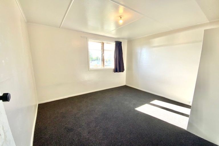 Photo of property in 16 Crathie Crescent, Tokoroa, 3420