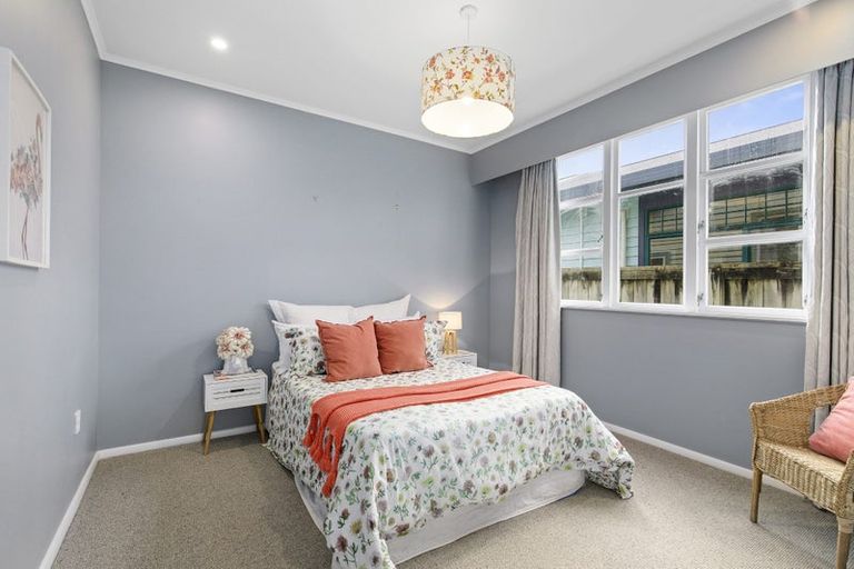 Photo of property in 11 Connolly Street, Boulcott, Lower Hutt, 5010