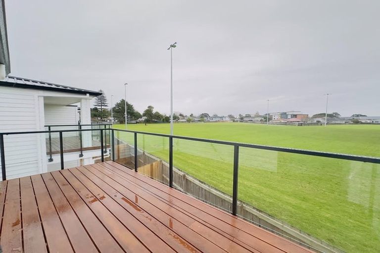 Photo of property in 12 Thompson Street, Mangere East, Auckland, 2024