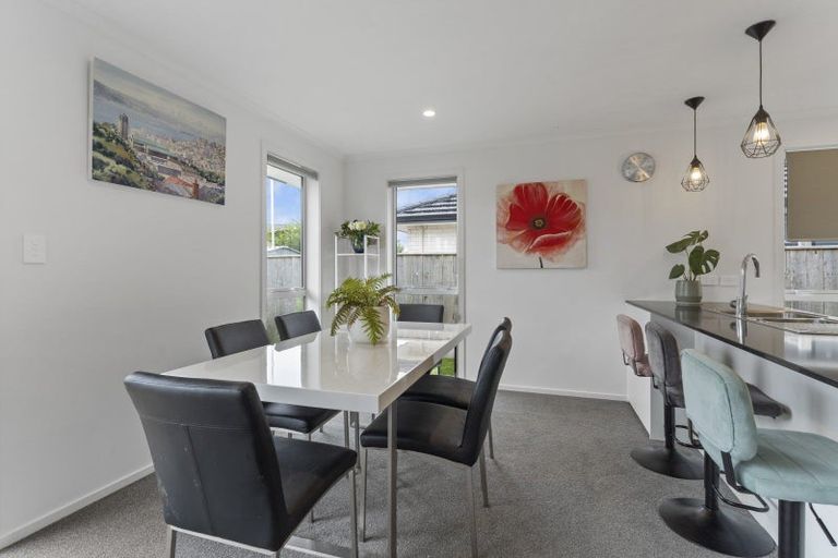 Photo of property in 8 Paioke Street, Waikanae, 5036