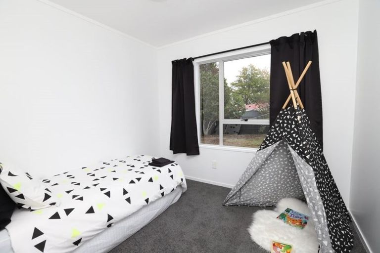 Photo of property in 33 Hyde Avenue, Nawton, Hamilton, 3200