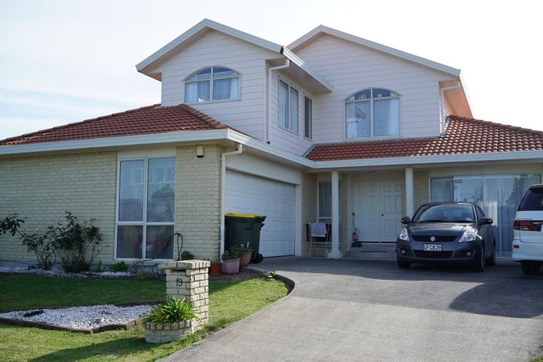 Photo of property in 19 Davington Way, Burswood, Auckland, 2013