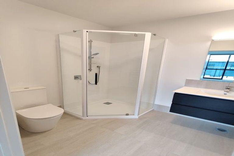 Photo of property in 6/11 Carlos Drive, Flat Bush, Auckland, 2016