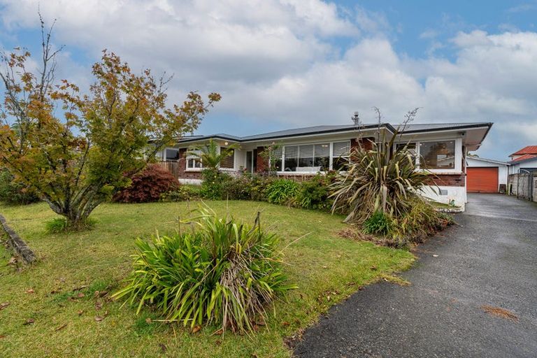 Photo of property in 36 Berkley Avenue, Hillcrest, Hamilton, 3216