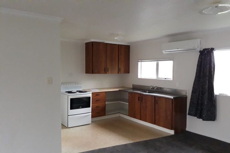 Photo of property in 15a Lancaster Street, Highbury, Palmerston North, 4412