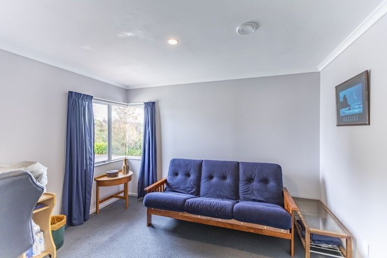 Photo of property in 104 High Street, Waipawa, 4210