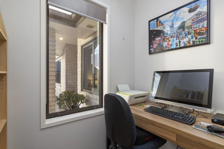 Photo of property in 67 Ina Ville Drive, Pukekohe, 2120