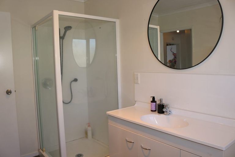 Photo of property in 35 Sherwill Street, Feilding, 4702