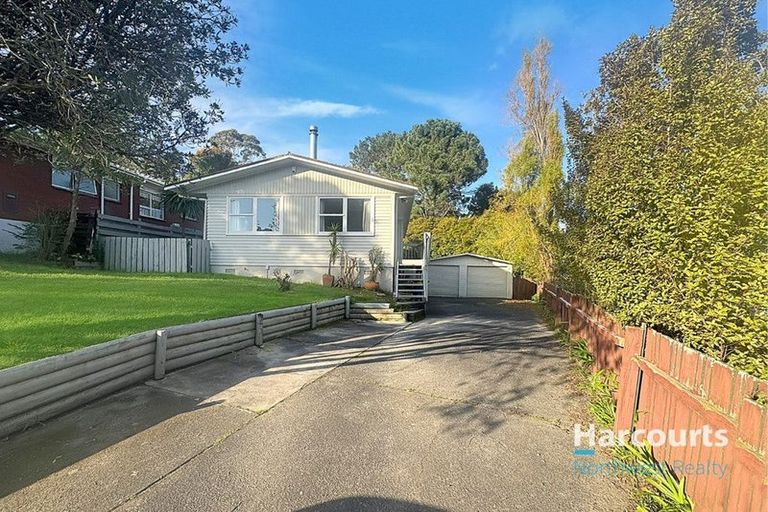 Photo of property in 50 Rehia Road, Massey, Auckland, 0614