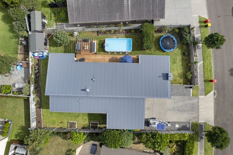Photo of property in 44 Kotuku Drive, Paraparaumu Beach, Paraparaumu, 5032