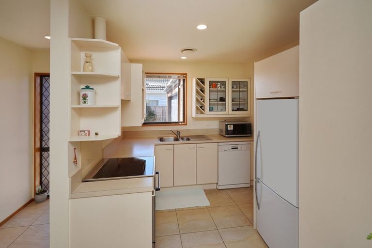 Photo of property in 82 Middleton Road, Upper Riccarton, Christchurch, 8041