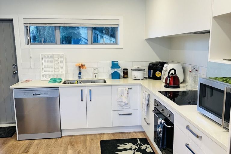 Photo of property in 9/19 Ruakiwi Road, Hamilton Lake, Hamilton, 3204