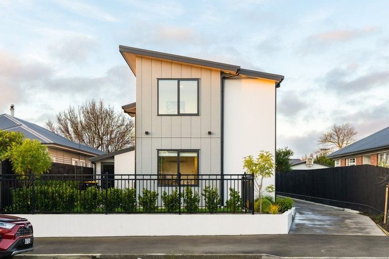 Photo of property in 1/214 Barrington Street, Somerfield, Christchurch, 8024