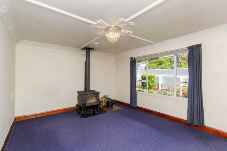 Photo of property in 21 Lorna Street, Lynmouth, New Plymouth, 4310