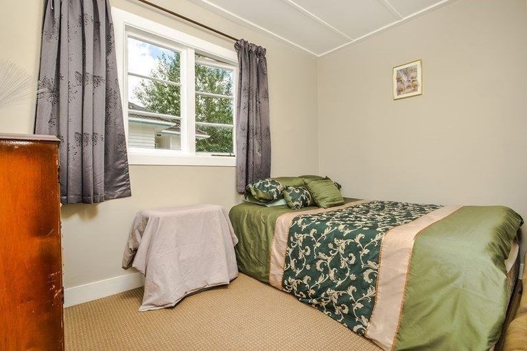 Photo of property in 1/87 Kayes Road, Pukekohe, 2120