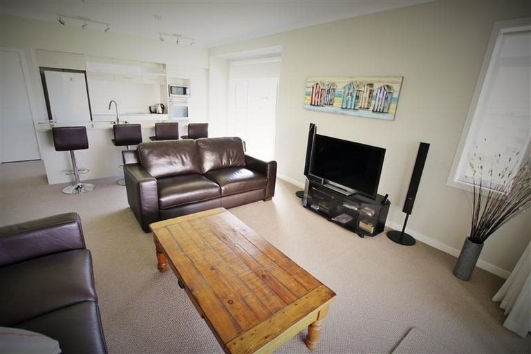 Photo of property in 102 Landmark Terrace, Orewa, 0931