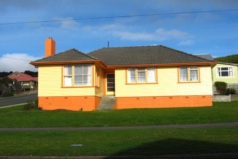 Photo of property in 86 Barrow Street, Bluff, 9814
