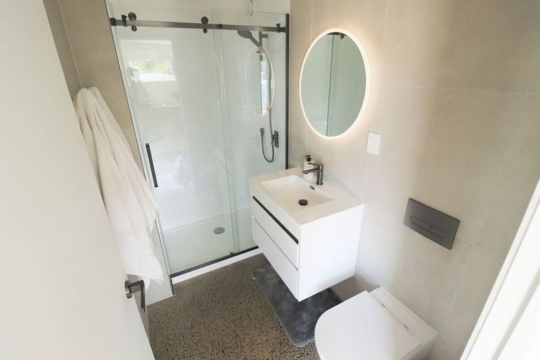 Photo of property in 27 Tilden Avenue, Hillcrest, Auckland, 0627