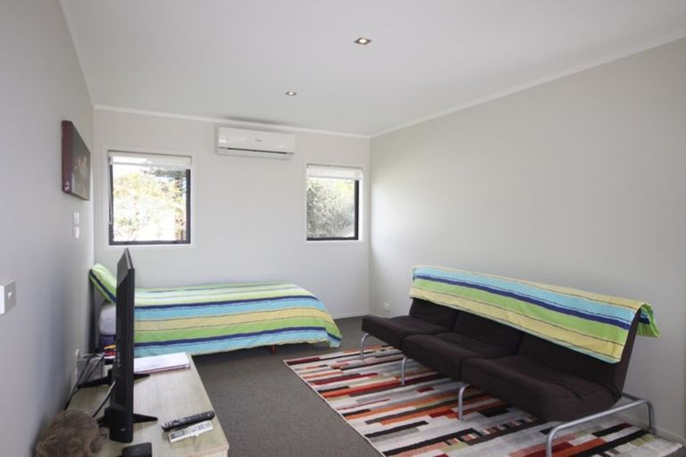 Photo of property in 42 Vista Paku, Pauanui, Hikuai, 3579